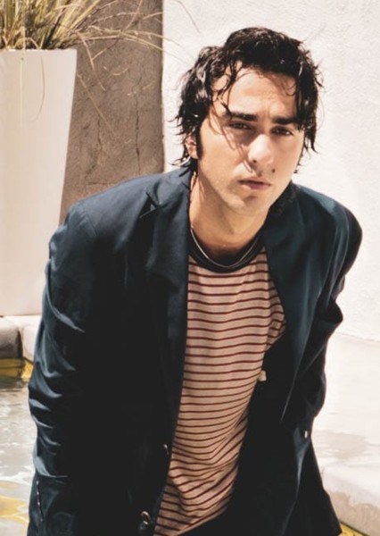 Alex Wolff photo