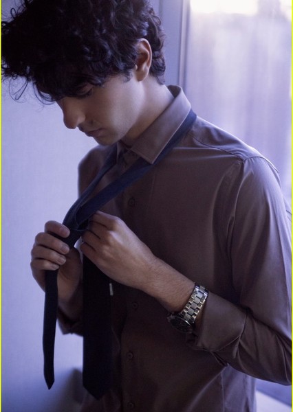 Alex Wolff photo