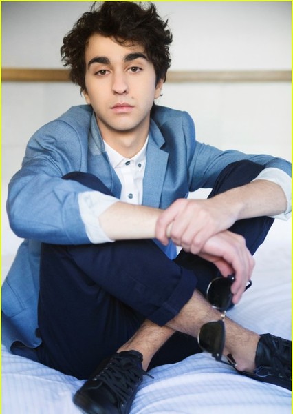Alex Wolff photo