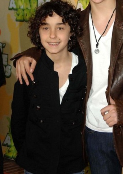 Alex Wolff photo