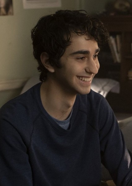 Alex Wolff photo