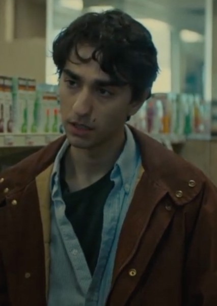 Alex Wolff photo