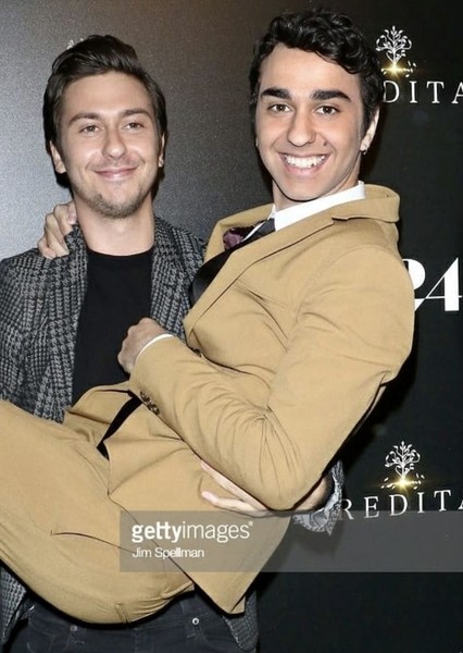 Alex Wolff photo
