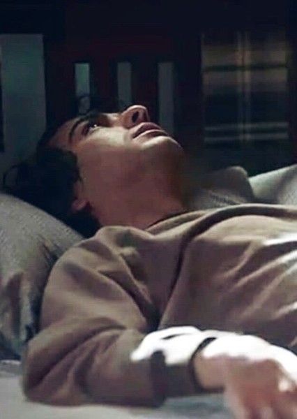 Alex Wolff photo