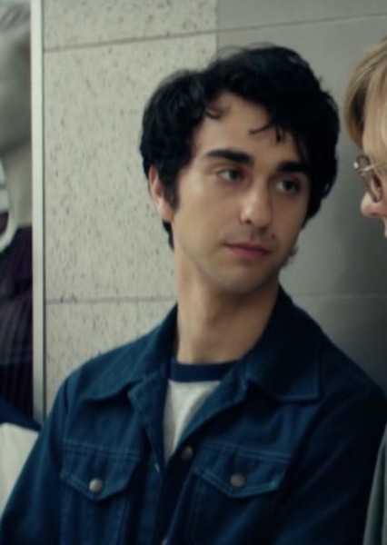 Alex Wolff photo