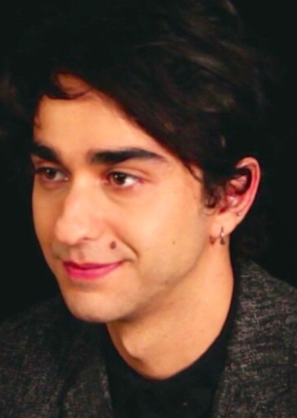Alex Wolff photo