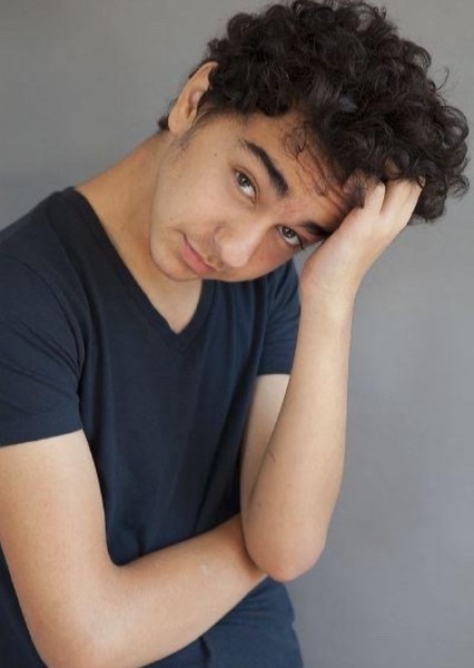 Alex Wolff photo