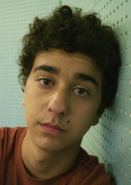 Alex Wolff photo