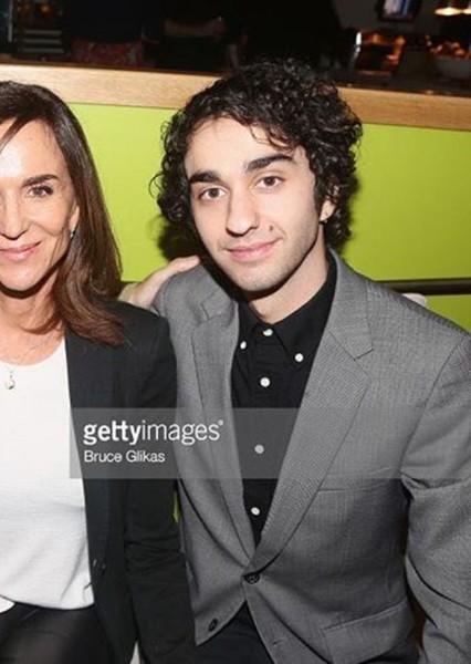Alex Wolff photo