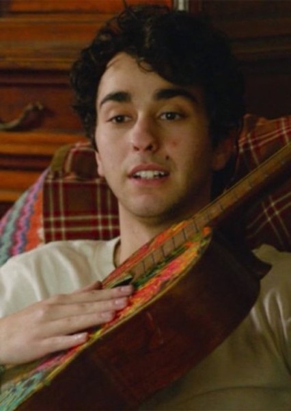 Alex Wolff photo