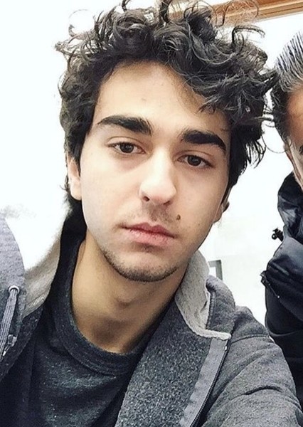 Alex Wolff photo