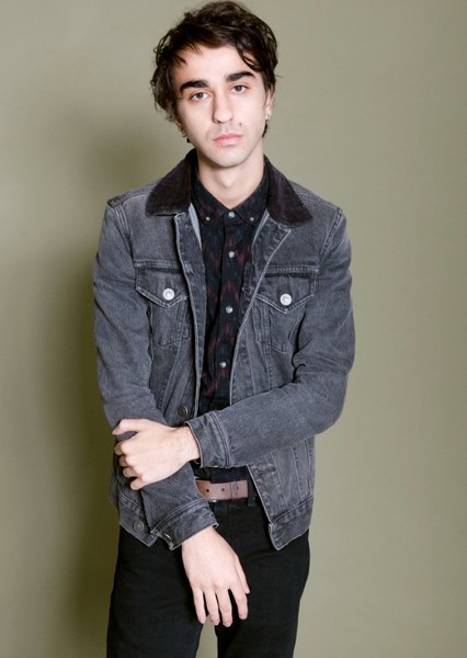 Alex Wolff photo