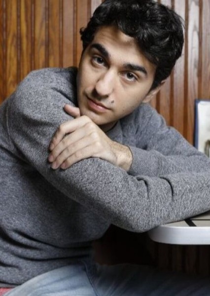 Alex Wolff photo
