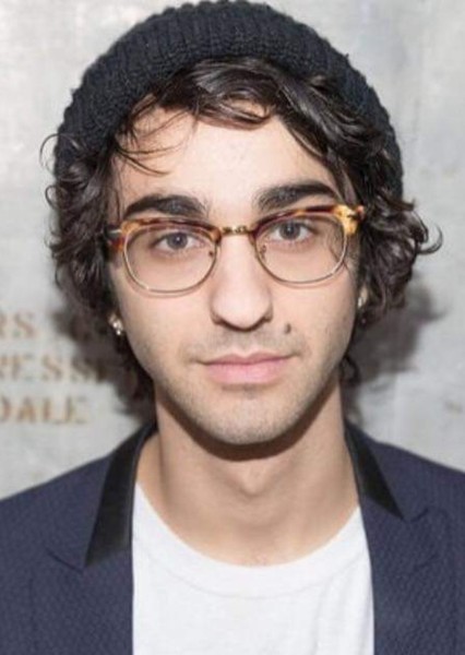 Alex Wolff photo