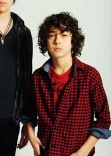 Alex Wolff photo