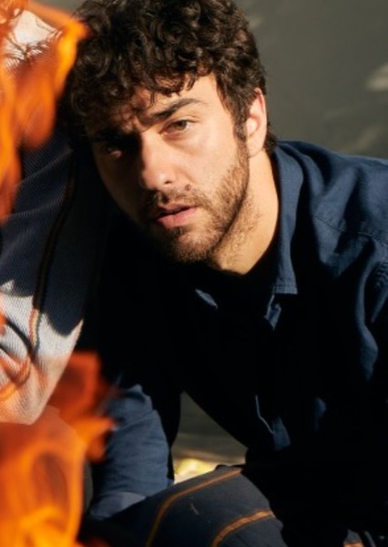 Alex Wolff photo