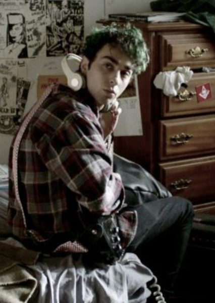 Alex Wolff photo