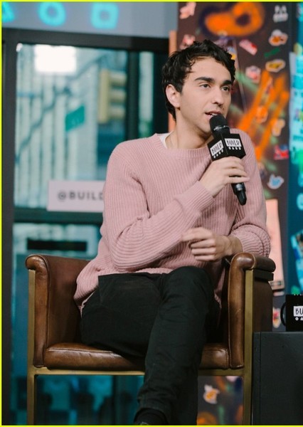 Alex Wolff photo