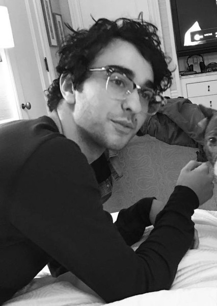 Alex Wolff photo