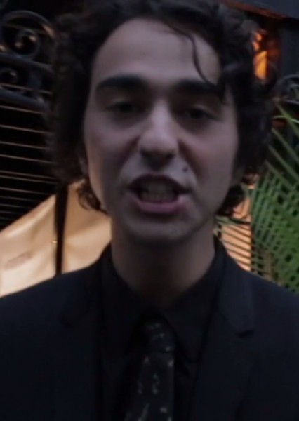 Alex Wolff photo