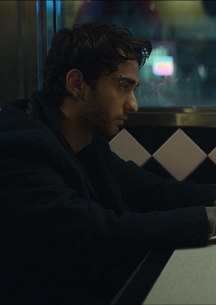 Alex Wolff photo
