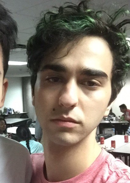 Alex Wolff photo