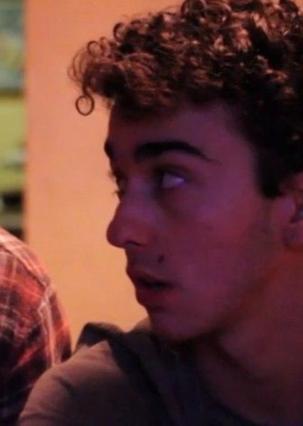 Alex Wolff photo