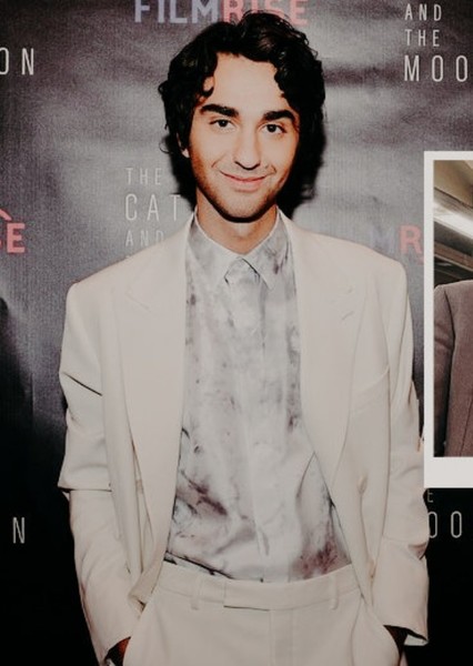 Alex Wolff photo