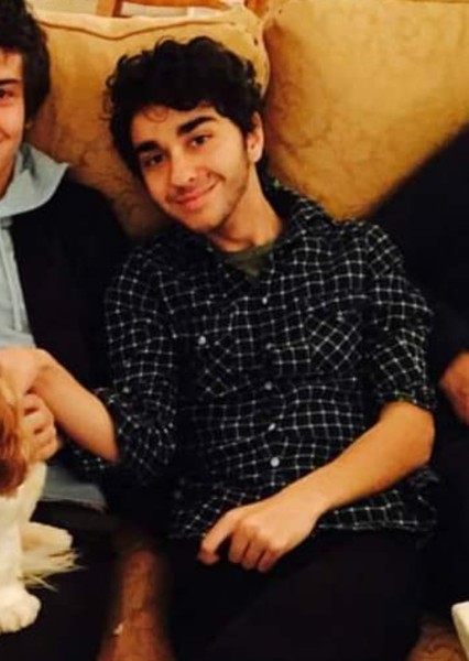 Alex Wolff photo