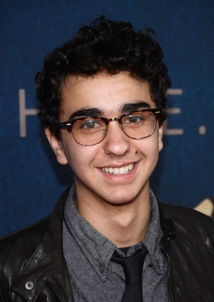 Alex Wolff photo
