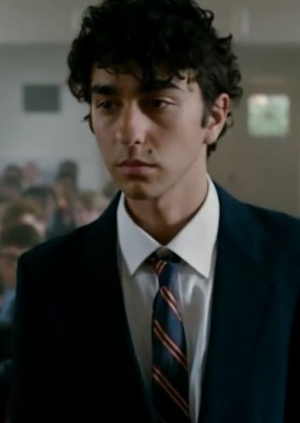 Alex Wolff photo