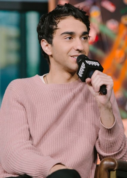 Alex Wolff photo