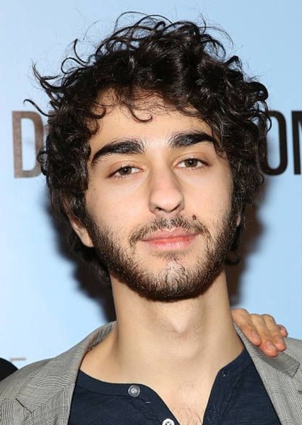 Alex Wolff photo