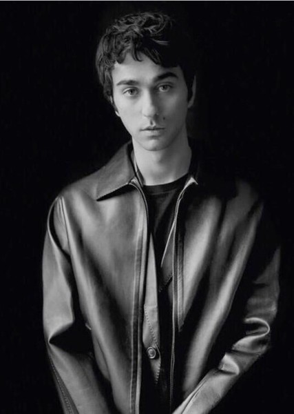 Alex Wolff photo