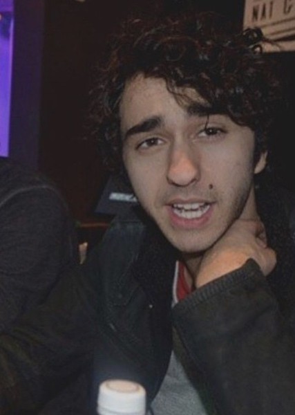Alex Wolff photo