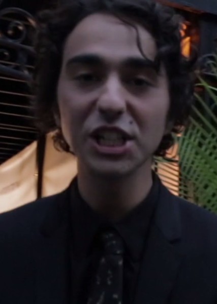Alex Wolff photo