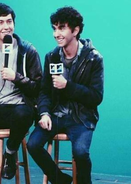 Alex Wolff photo