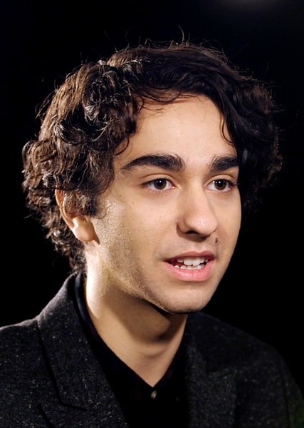Alex Wolff photo