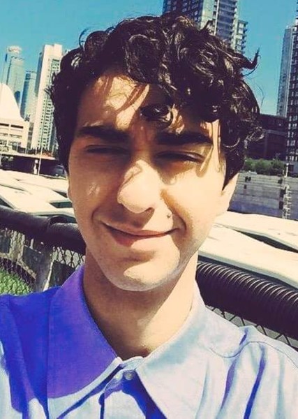 Alex Wolff photo