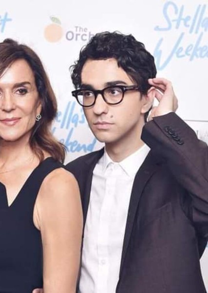 Alex Wolff photo