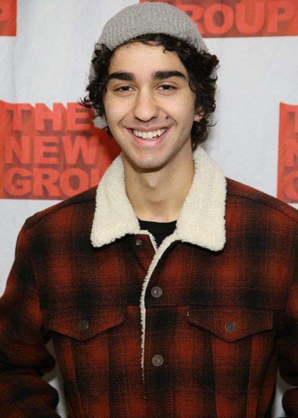 Alex Wolff photo