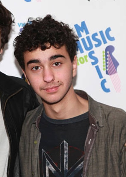 Alex Wolff photo
