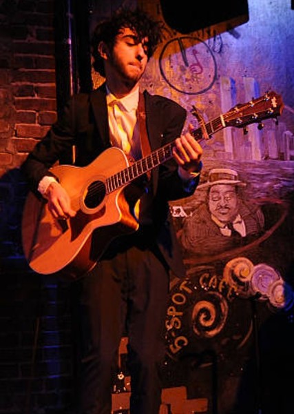 Alex Wolff photo