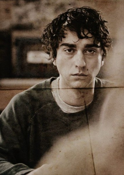 Alex Wolff photo