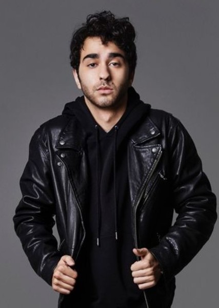 Alex Wolff photo