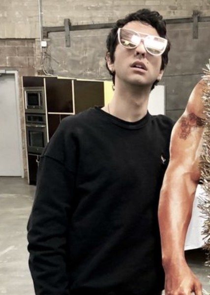 Alex Wolff photo