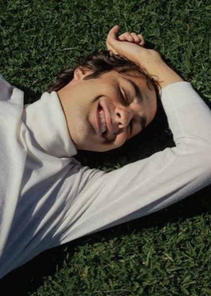 Alex Wolff photo