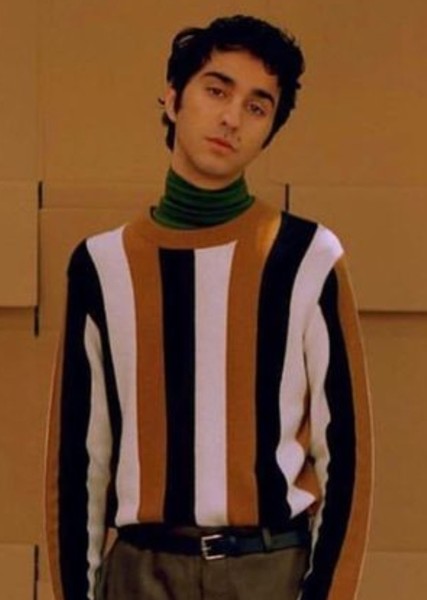 Alex Wolff photo