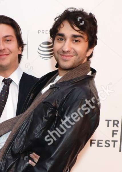 Alex Wolff photo