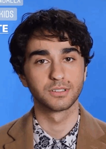 Alex Wolff photo